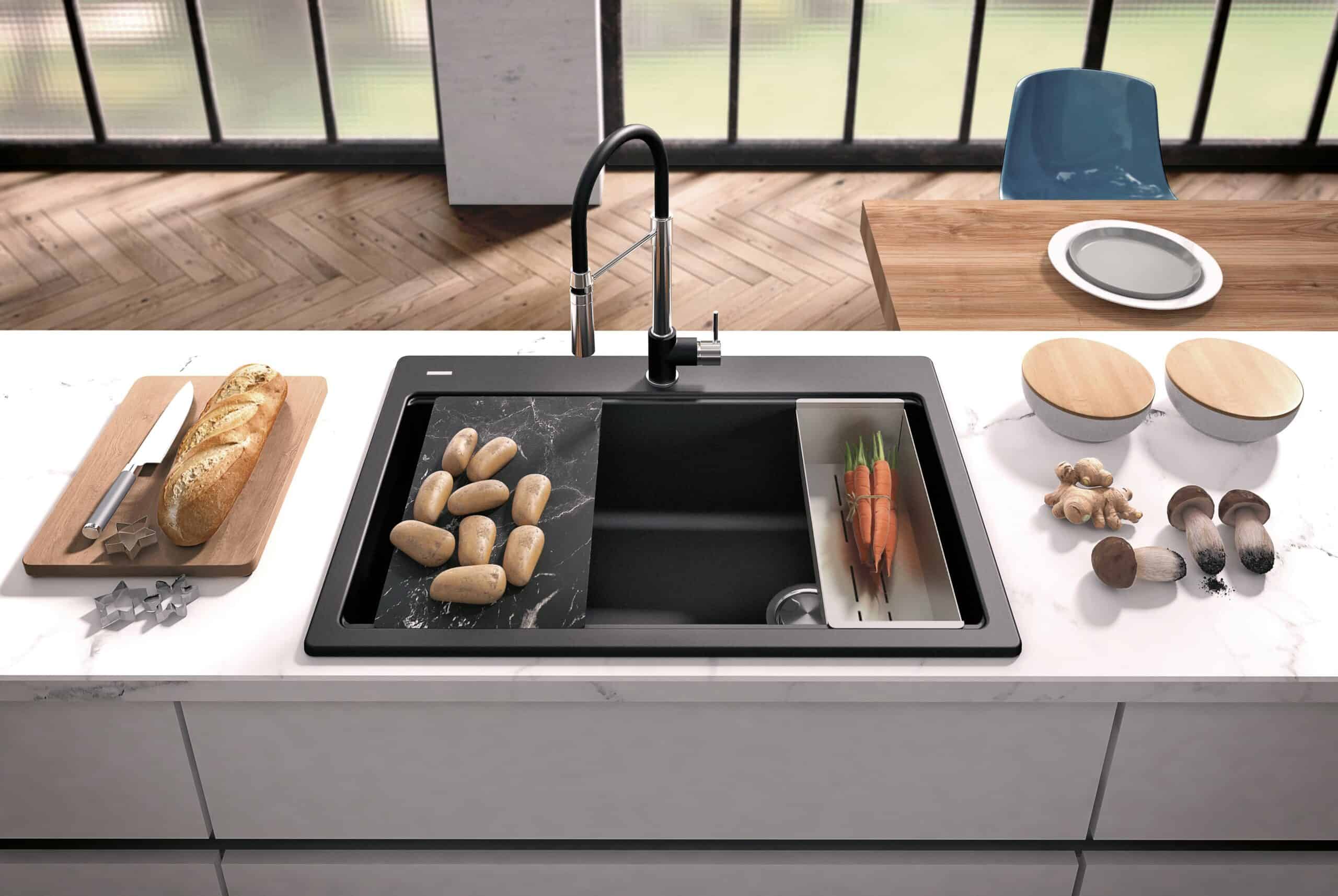 带传统龙头的厨房水槽还是抽拉式手持花洒？